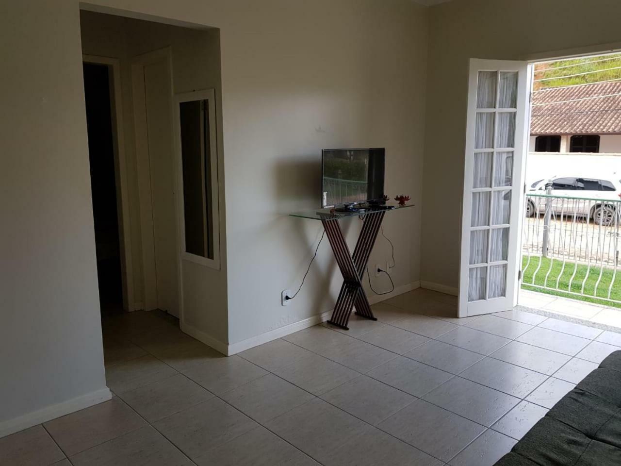 Apartment Folhas Secas *